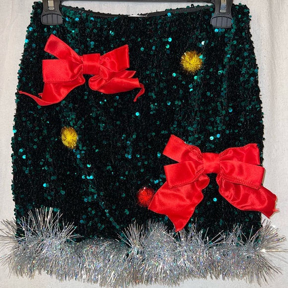 NWT Ugly Christmas Sweater Skirt - Picture 2 of 8